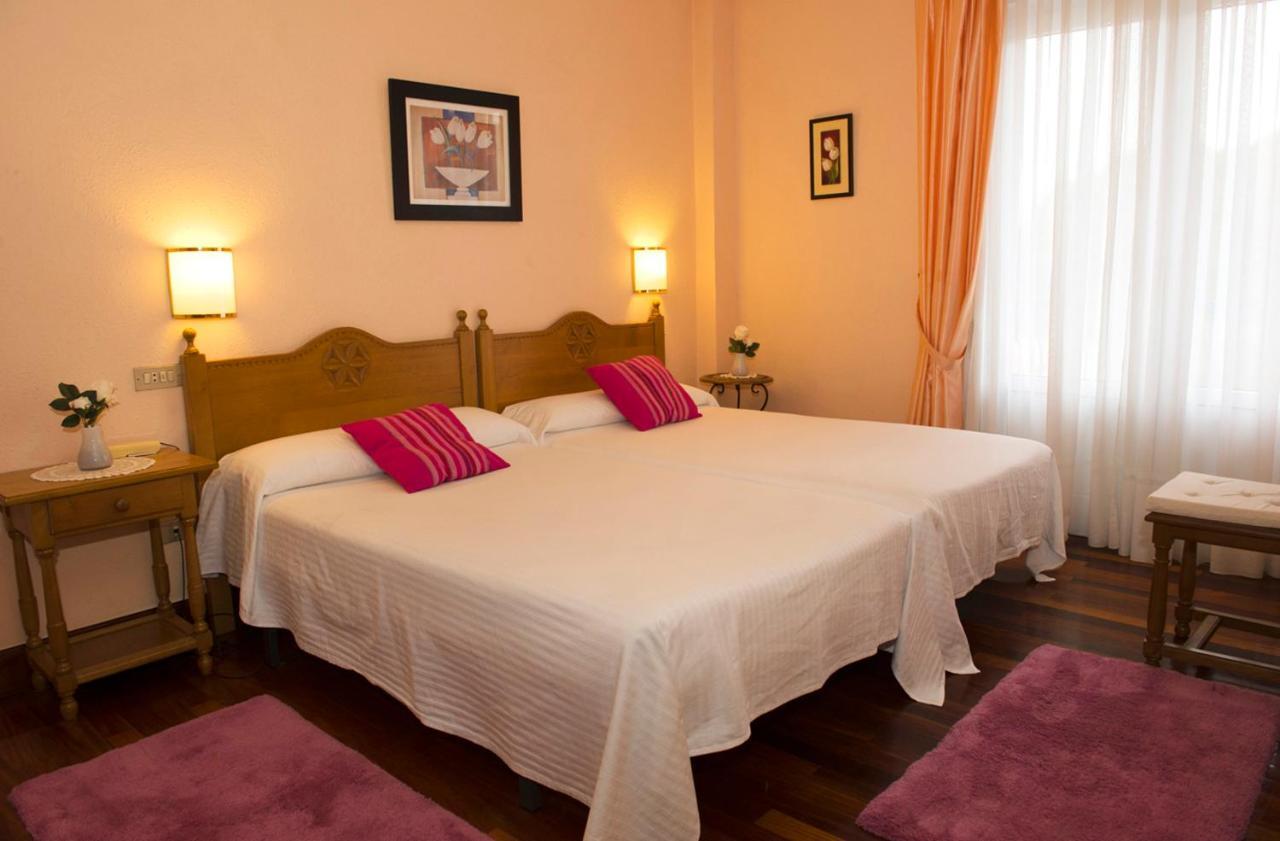 Hotel Txaraka Μπερμέο Δωμάτιο φωτογραφία